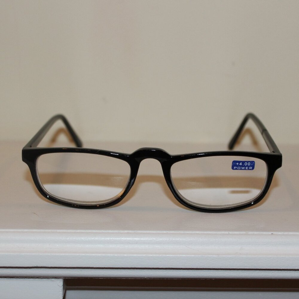 Hilco Reading Glasses +4.00 (R703)